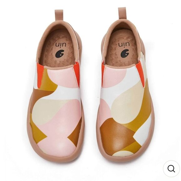 2 / $40 - NEW NIB UIN Slip On Shoes Cuenca Women's Size 7 Wearable Art NWT $240 - Picture 2 of 15